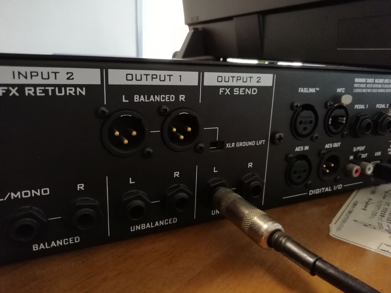 Axe-Fx II オーディオインターフェイス ハードケース付き FRACTAL AUDIO SYSTEMS Axe-Fx II XL+ & AX8 徹底比較