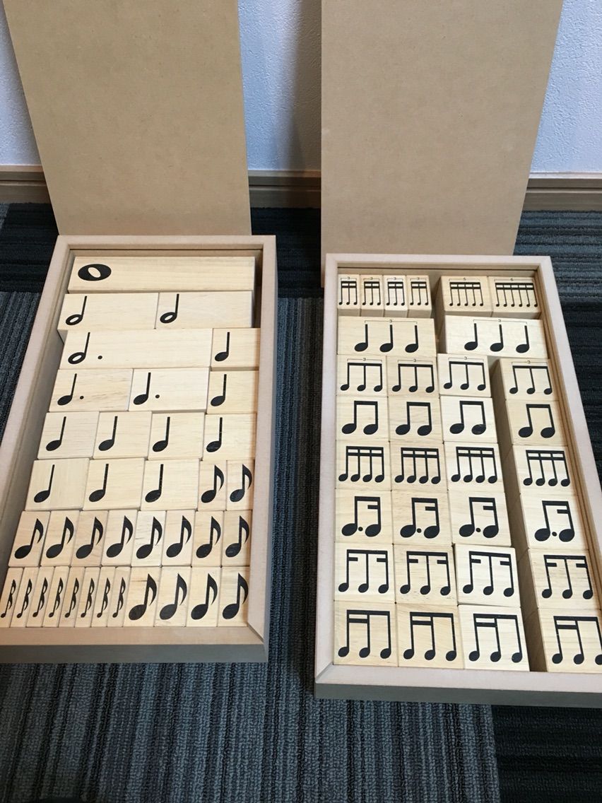 音符の積み木 音符積み木・木製棚