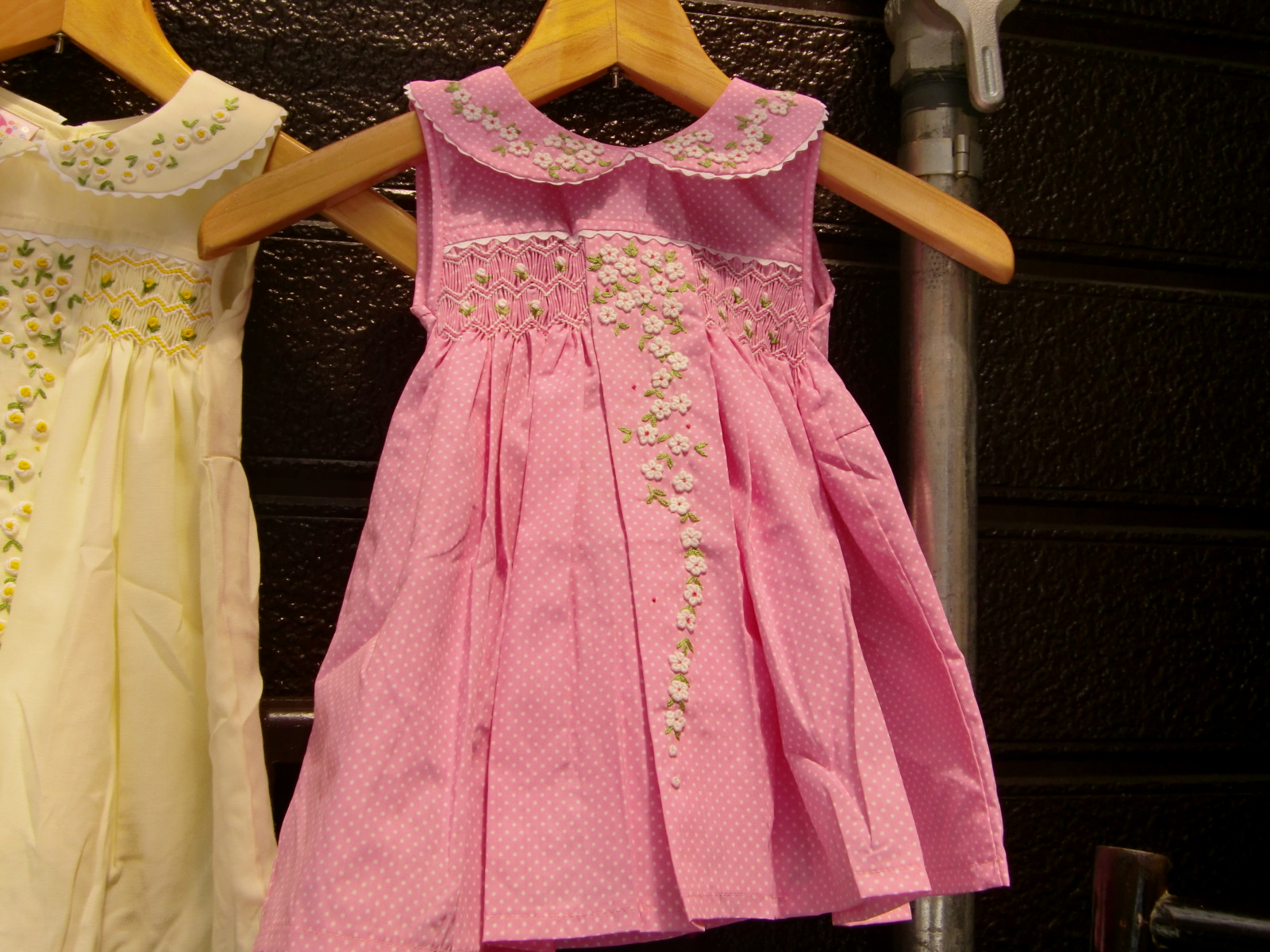 スモッキング刺繍のワンピース Song Saigonのブログ