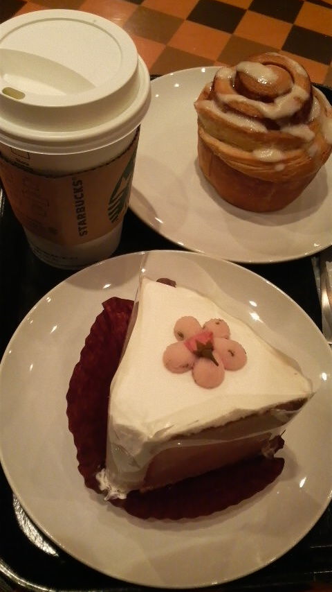 スタバ 桜シフォンケーキ シナモンロール ほうじ茶ティーラテ Soni の好きなモノいっぱい ブログ スタバ 桜シフォンケーキ シナモンロール ほうじ茶ティーラテ Soni の好きなモノいっぱい ブログ