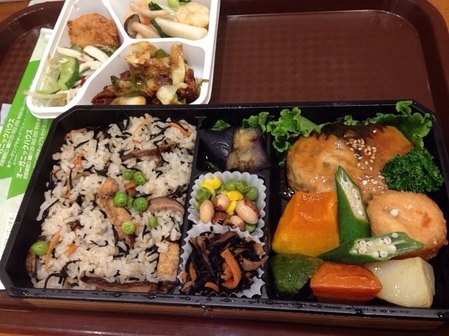 長期関東旅行記録vol 73 オーガニックハウス丸の内店でお昼ご飯 Soni の好きなモノいっぱい ブログ