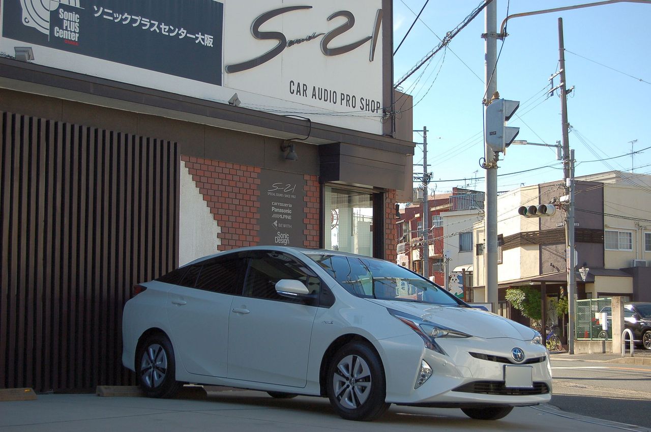 プリウス50に前後トップグレードを付けました : ソニックプラス