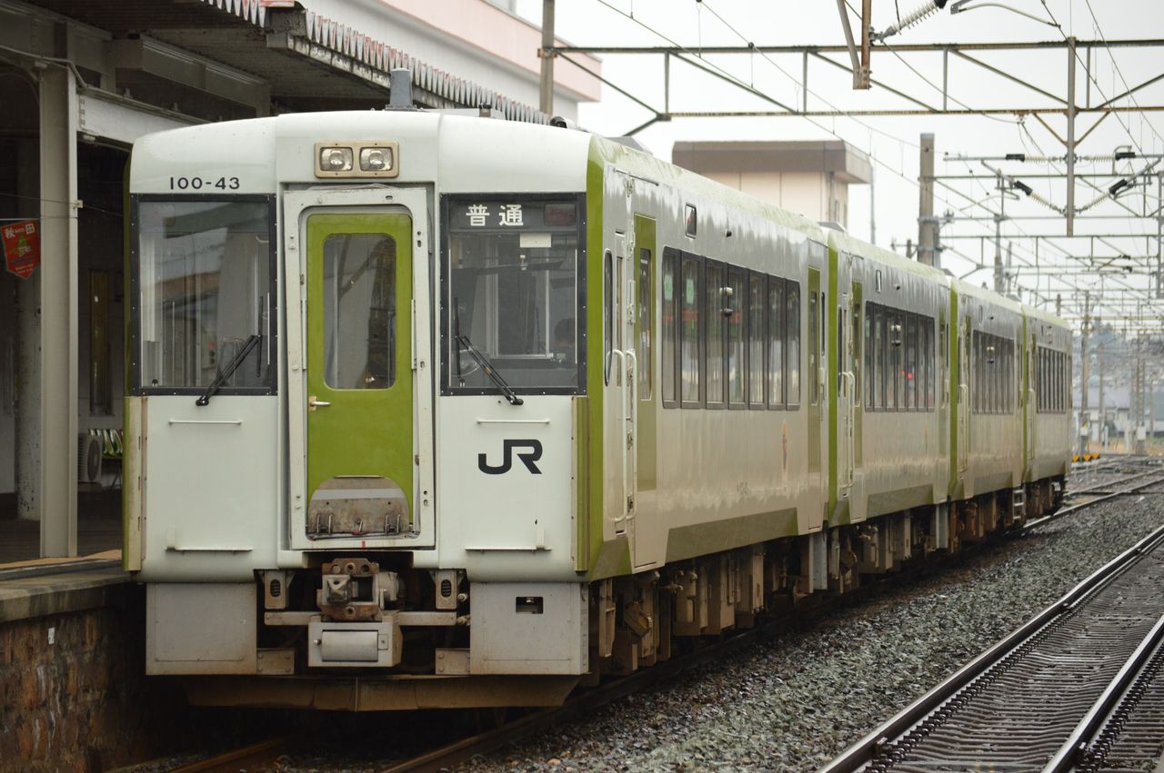 東北本線を一ノ関まで毎日走るキハ100 北東北の短い秋を訪ねる Sonical405の鉄旅レポート