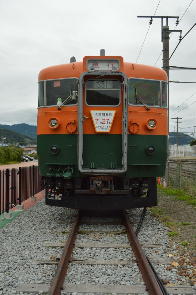坂城駅の保存車両 169系S51編成 : sonical405の鉄旅レポート