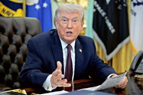 【悲報】記者「インフラ攻撃は戦争犯罪では？」ドナルド・トランプ「イラン人は人ではなく動物だ。問題ない」えっ？！は？！