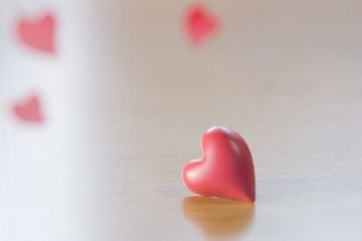 『特定の大切なパートナーがいるか』←男26%がYESwwwwwwwww