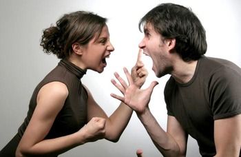 【生活】誰のおかげでメシを食べられると思っているんだ！ありがちな「DV相談事例」トップ3