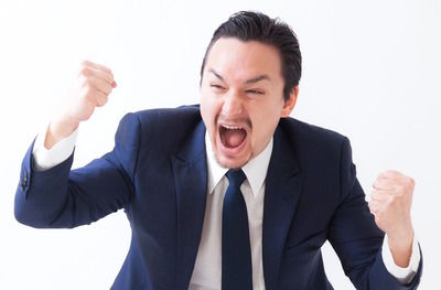 結婚する友達に年収聞いたら俺よりもらってて許せないんだが