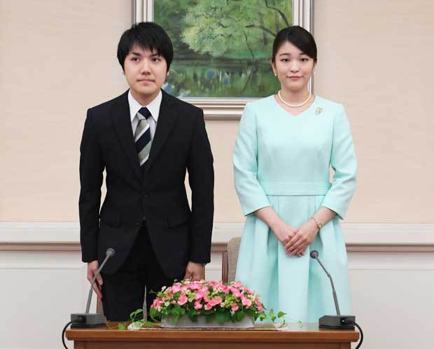 【悲報】眞子様と小室圭さんの結婚延期、借金が原因との報道