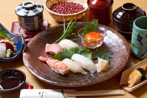 お寿司ランチ＠「江戸前すし 竹」