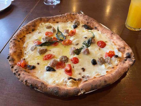 美味しいイタリアンランチの後、夫と一緒に娘宅にお邪魔