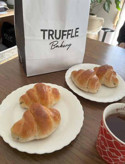 TRUFFLE BAKERYの塩パンから想いは香港へ