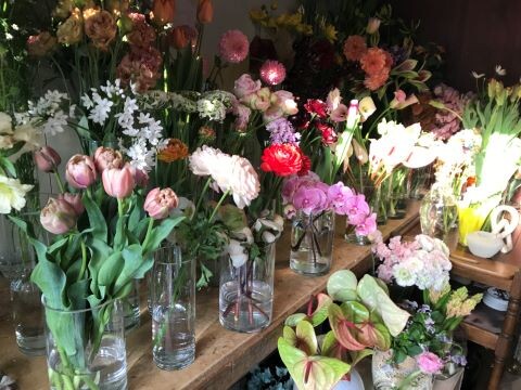 新居にお花を飾りましょう