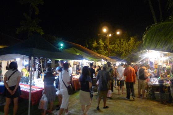 チャモロビレッジナイトマーケット ありふれた毎日