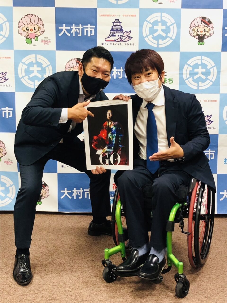 根木さんが来訪 蜷川実花 氏写真展を開催 多様性と調和の展開 そのだ裕史のオモシロキ コトモナキ世ヲ オモシロク