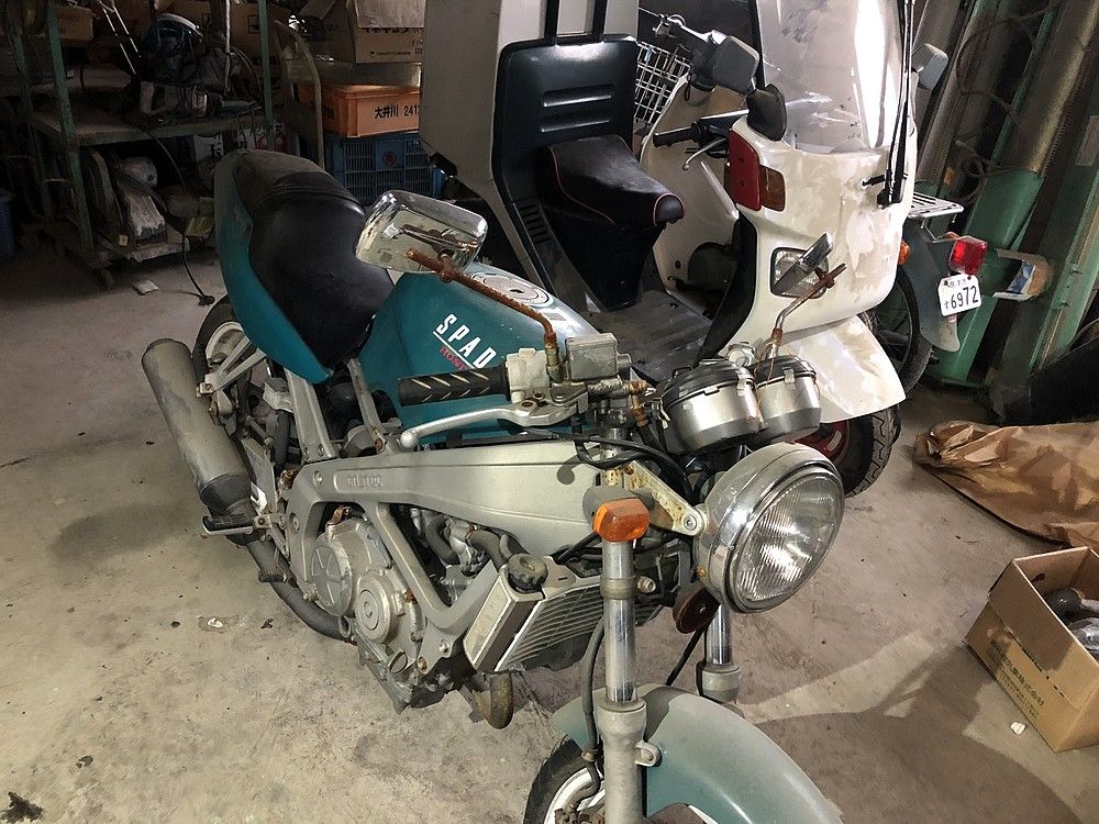 ホンダ スパーダ SPADA 250 修理レストアベース部品取りに VT250スパーダ レストア開始 : まるそんPHOTO日記