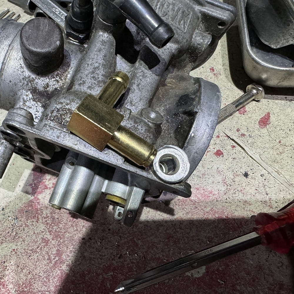 Dトラッカー250 CVK34のインレット修理とキャブセッティング : まる