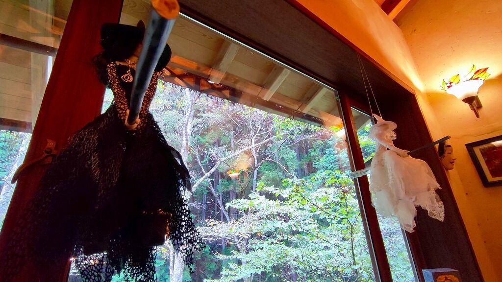 埼玉名栗の不思議カフェ 名栗の杜 でランチ ひいろぐ