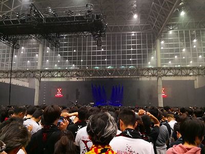 X Japan 紅に染まった夜 Day2 幕張メッセ セットリストとレビュー ひいろぐ