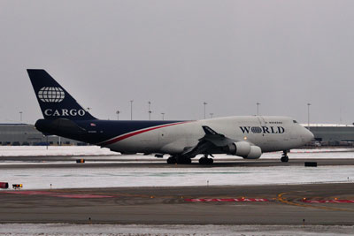 B747-400CARGOワールド_8110S