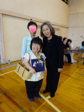 金澤翔子 揮毫会 金澤泰子 講演会 空に続く道 金澤翔子 揮毫会 金澤泰子 講演会 空に続く道