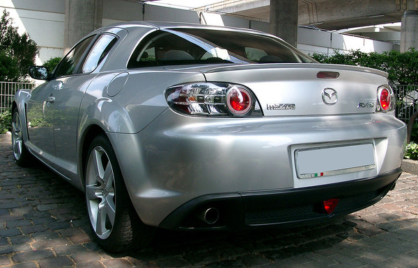 1024px-Mazda_RX8_rear_20070523