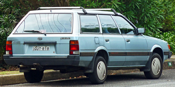1280px-1989-1994_Subaru_L_Series_station_wagon_(2011-03-10)