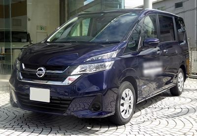 Nissan_SERENA_X001s