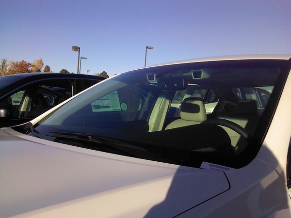 2014_Subaru_Legacy_with_EyeSight_technology_001