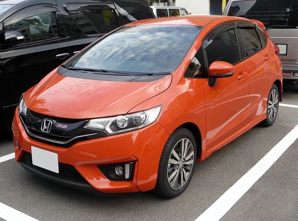 Honda_FIT_RS_(GK5)_front