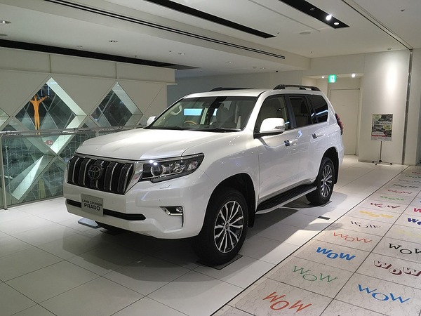 1024px-Toyota_land_cruiser_prado_2017