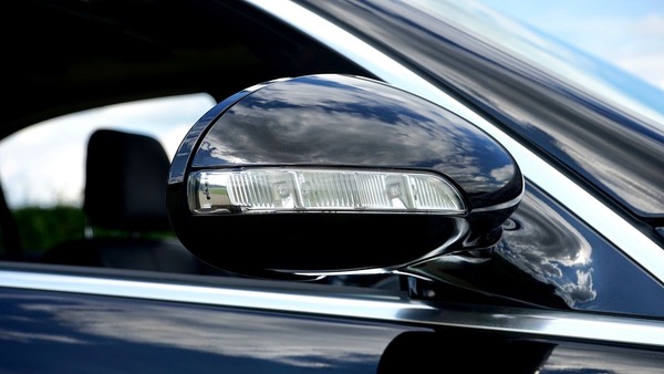 car-2367491_960_720 (1)