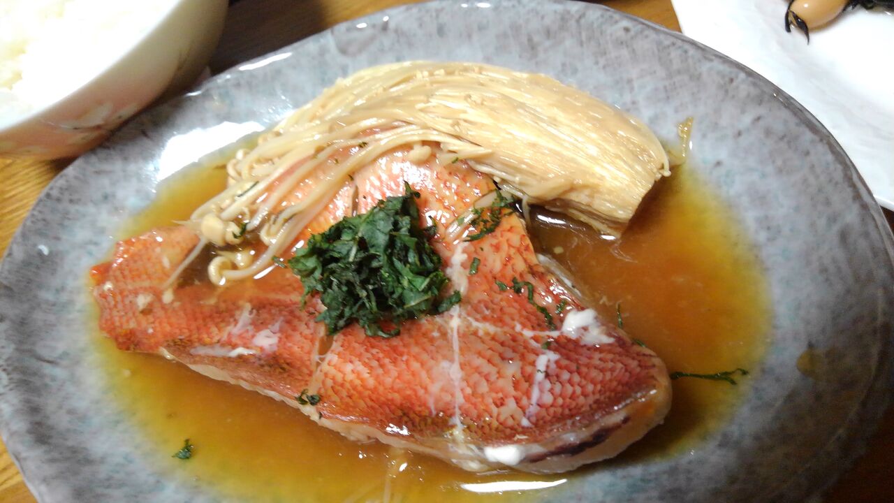 料理 赤魚 じゃが芋とパブリカの炒め物 鯛の味噌汁 21 折おりの記