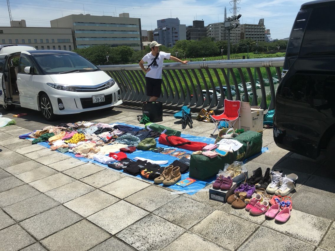 夏のフリーマーケット 日産スタジアム Sotomayor Blog