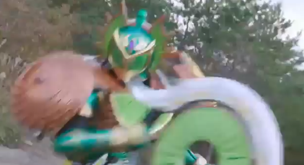 武神鎧武 龍玄キウイアームズも登場 ガイム年末映画 新cm 仮面ライダーちゃんねる