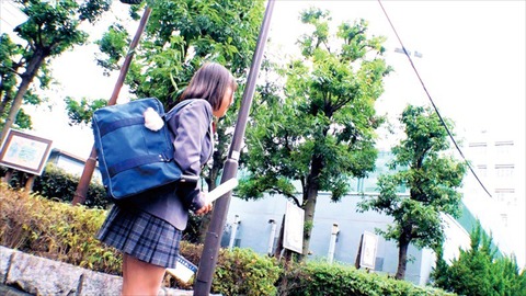 【悲報】ワイが中学生の頃に好きだった女の子、セクシー女優になっていた