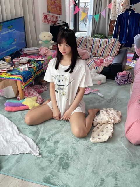 【世も末】清楚系セクシー女優さん、デビューしてしまうのトップ画像