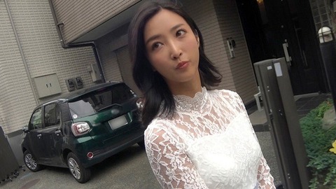 【悲報】水川スミレさん、AV女優を引退して結婚してしまう