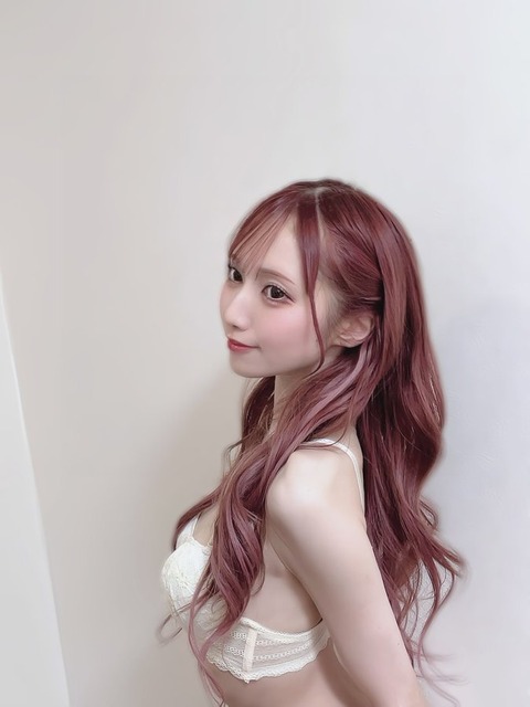 斎藤あみり「斎藤あみりは2025年12月をもちましてAV女優を引退します。」のトップ画像