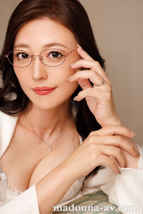AV女優・木下凛々子と野球観戦するイベントがあってワロたwwwwwwwwwwww