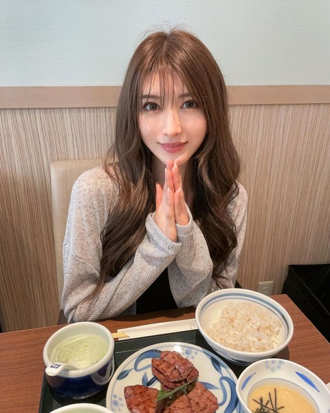 AV詳しい人へ問題です！ この女優は誰でしょう？