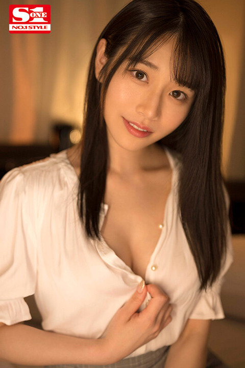 河北彩花とか言う美人な女優