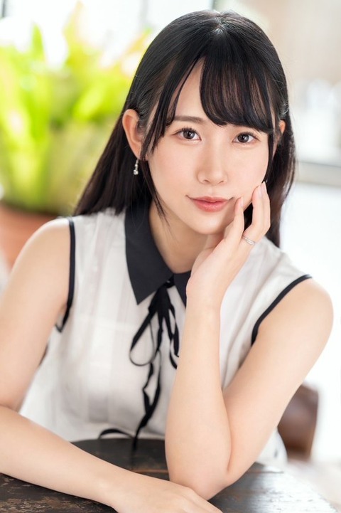 小川葉子とかいうロリ人妻系AV女優さん