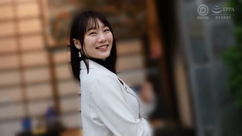 【2ch感想】鈴村あいり 1月新作「親友の人妻と背徳不倫。」変なハム食べるの良かったのトップ画像