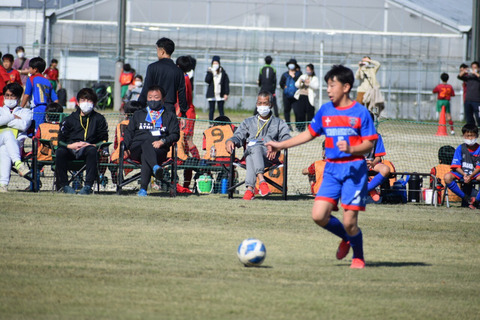 DCB8A05A-96E8-4B40-9749-C3C296F6D2A4