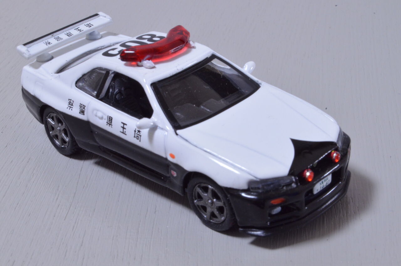 タルガ タッカー アルミ削り出し1/64日産 スカイライン 専用缶