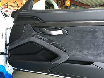 �ݥ륷���ǣԣ��ңӡ��ե���ȥɥ�