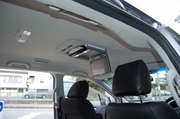 MPV フリップダウン1