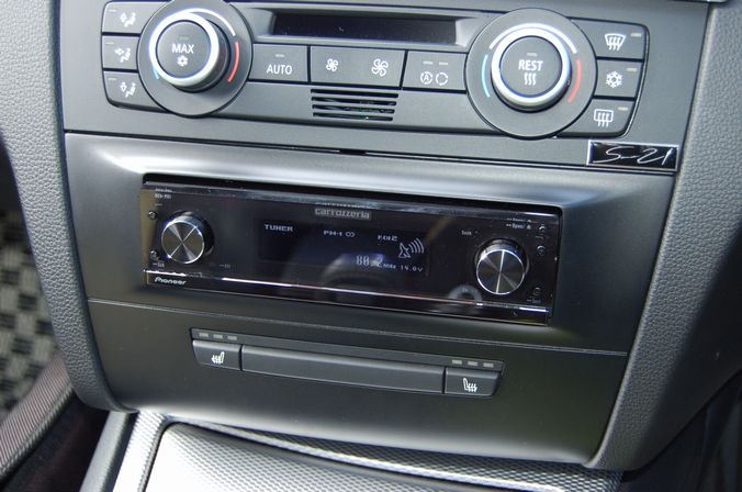 Bmw e87 салон