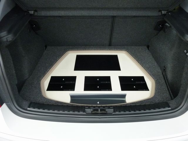 Bmw e87 салон